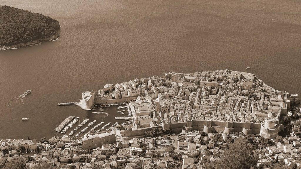 ルージュの伝言 意味-ルージュの伝言 – 荒井由実(松任谷由実)(フル)