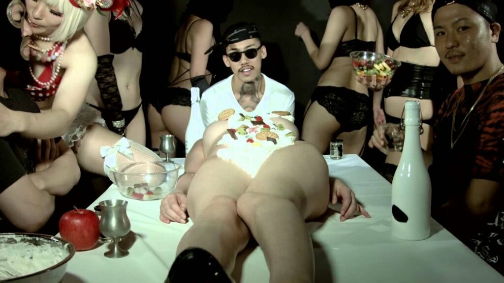 aight 意味-DJ SOULJAH ft. KOHH & MARIA (SIMI LAB) – aaight (MV Ver)