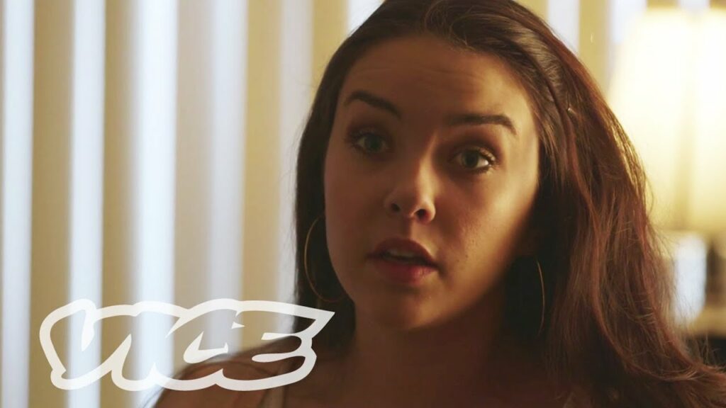 薬物 依存 疑惑 芸能人-元リアリティスターが語る 薬物中毒 強盗 リハビリ 元カレ