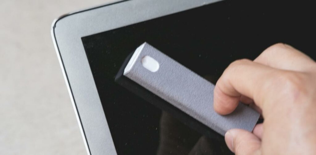 最後に綺麗にしたのいつだっけ?を解消する液晶クリーナー