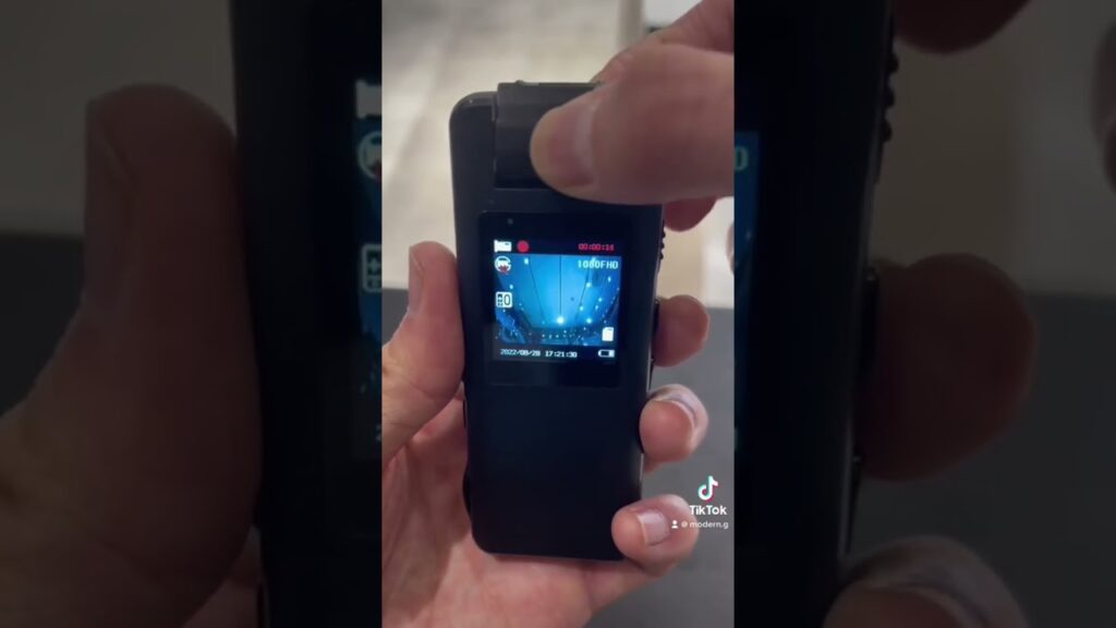 持ち運びに便利なミニデジタルカメラ「GeeGaze-X1」#MODERNg#ガジェット#geegazex1